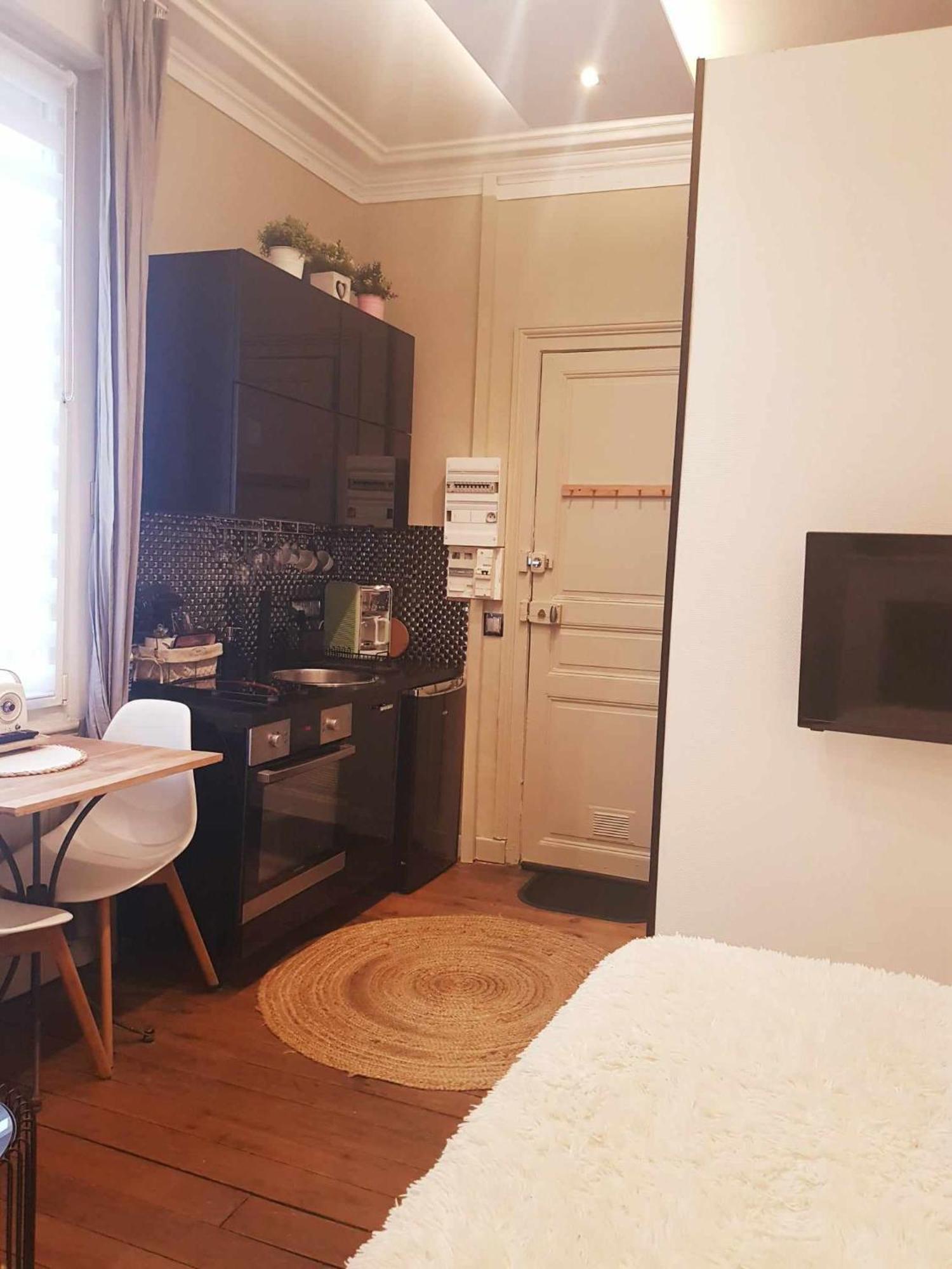 Les Appartements De Champagne Reims Exteriör bild